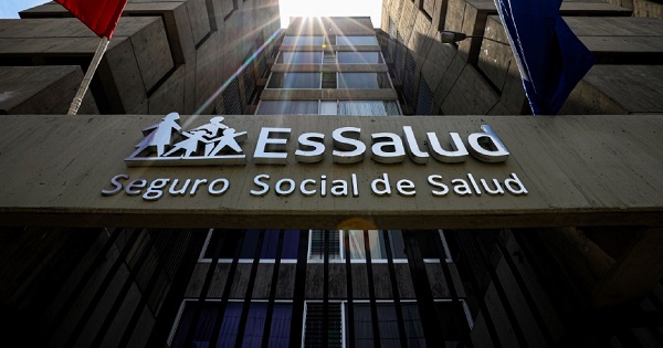 César Linares fue destituido del cargo de presidente de EsSalud: ¿quién lo reemplaza?