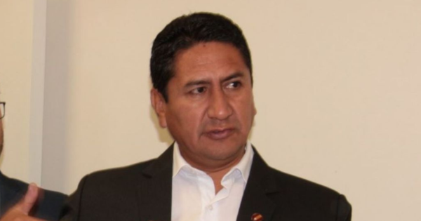 Vladimir Cerrón niega haber abandonado Perú y advierte que seguirá eludiendo condena por caso 'Aeródromo Wanka'