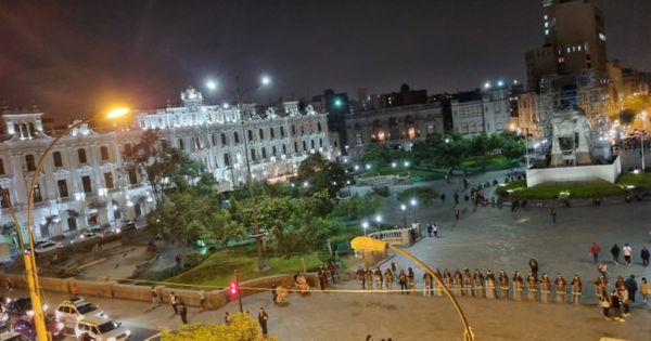 Portada: ¡4 gatos! Marcha contra Dina Boluarte y el Congreso fue un fracaso