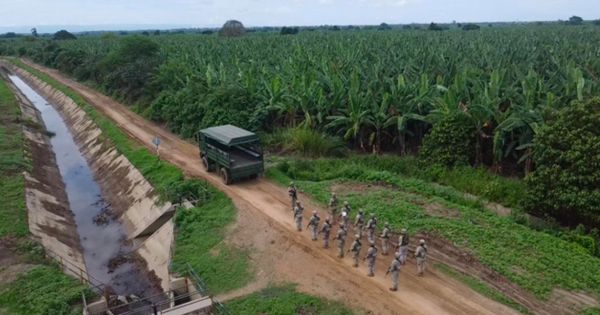 Portada: Con personal, drones y vehículos, Ejército realiza patrullajes en frontera con Ecuador