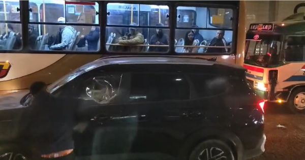 SMP: conductor fue atacado brutalmente con piedras por presuntos asaltantes [VIDEO]