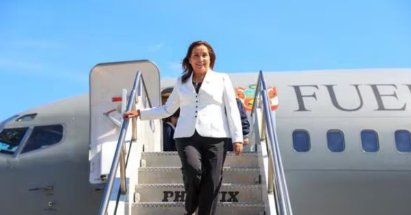 Congreso aprobó viaje de Dina Boluarte a China: mandataria se reunirá con Xi Jinping