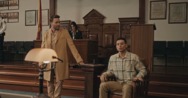 Pato Quiñones es el protagonista del videoclip del tema de Carlos Rivera y Prince Royce