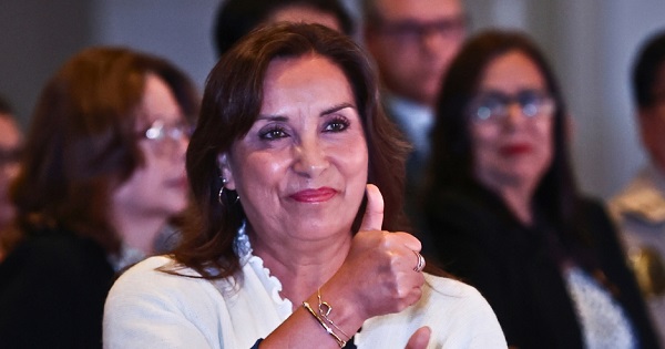 Portada: Moción de vacancia contra Dina Boluarte se cae tras retiro de firmas de 'Niños'