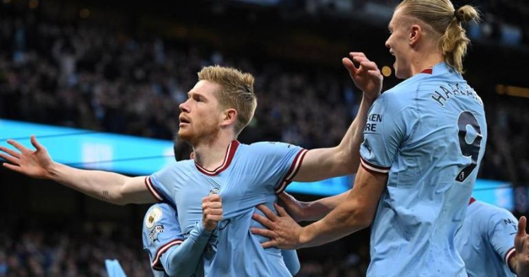 El sueño de gritar campeón sigue intacto: Manchester City goleó 4-1 al Arsenal por la Premier League