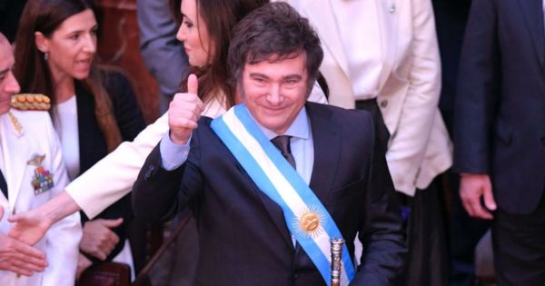 Congreso de Argentina aprueba en general 'Ley Ómnibus' presentada por Javier Milei