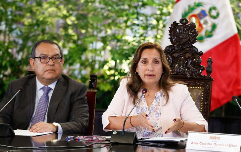 Portada: Dina Boluarte: “La PNP y el Ejército salieron para defensar la vida y tranquilidad de los peruanos"