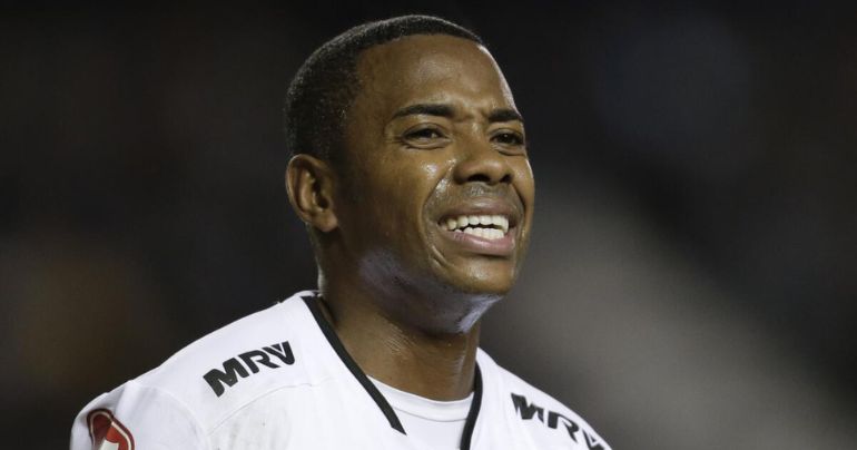 ¡Atención! Policía brasileña detiene a Robinho tras ser sentenciado por violación sexual