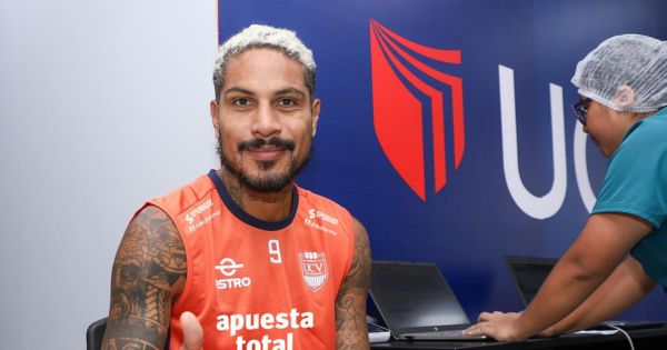 Paolo Guerrero: "Me siento muy feliz de estar aquí en Trujillo"