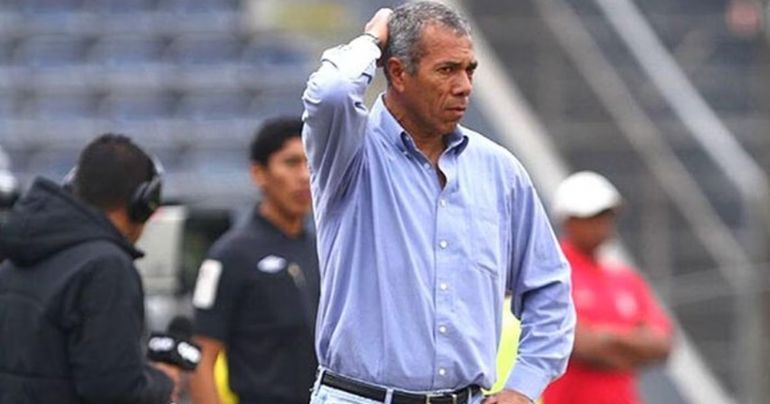 Wilmar Valencia dejó de ser técnico de Deportivo Binacional