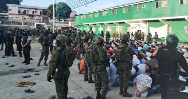 Ecuador: casi 6,000 detenidos en 26 días de "conflicto armado" contra bandas criminales