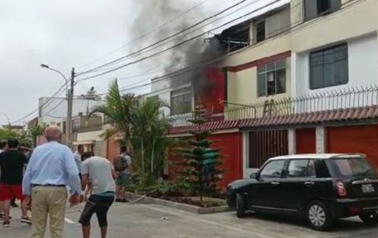 Pueblo Libre: incendio en vivienda deja tres heridos