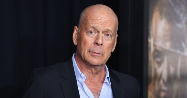 Familia de Bruce Willis afirma que el actor tiene demencia