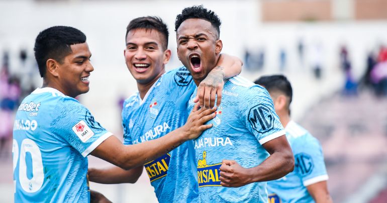 ¡Apoyo total! Sporting Cristal enfrentará a Huracán con estadio lleno