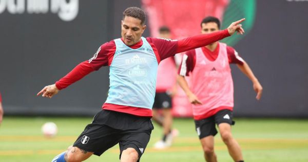 Portada: Plata como cancha: César Vallejo pagaría millonario sueldo a Paolo Guerrero por firmar