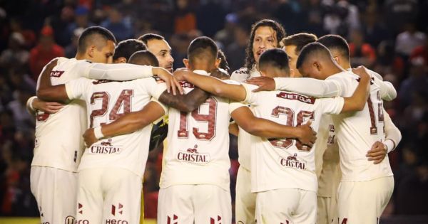 Portada: Universitario derrotó 1-0 a Melgar y se convirtió en el único líder del Torneo Clausura