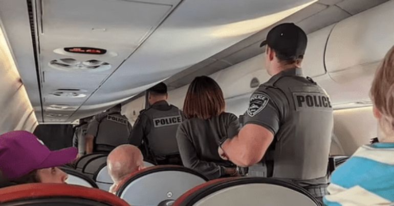 Vuelo de Florida aterrizó de emergencia porque una mujer exigía alcohol