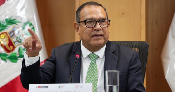 Alberto Otárola rechaza que Congreso reforme Fiscalía: "Debiera agendar otros temas de suma importancia"