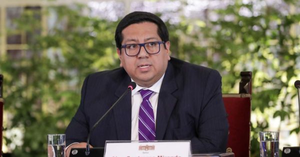 Ministro de Economía confirma que el Perú está en recesión: "La situación es completamente difícil”