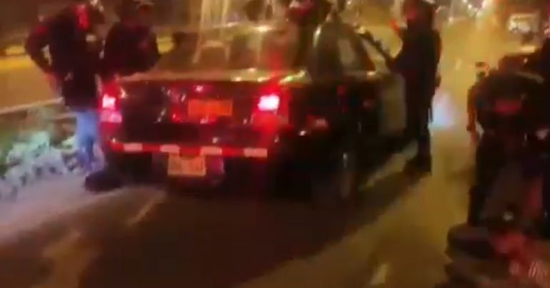 Los Olivos: capturan a dos delincuentes que robaron vehículo a taxista