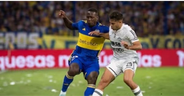 Luis Advíncula dio pase para segundo gol en triunfo de Boca Junios ante Central Córdoba