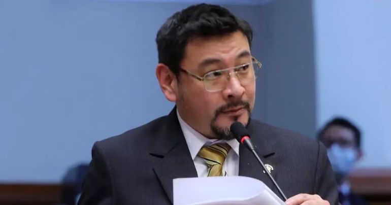 Vinculan a congresista Luis Cordero Jon Tay, de Fuerza Popular, con "El español"