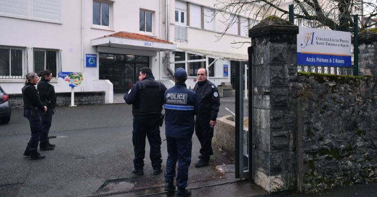 Francia: alumno asesina a su profesora tras apuñalarla en plena clase