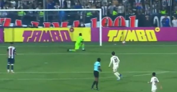 Portada: Alianza Lima vs. Universitario: Horacio Calcaterra anotó el segundo gol crema y silencia Matute