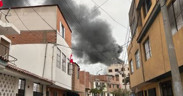 San Miguel: reportan incendio de grandes proporciones en vivienda cerca al Parque de las Leyendas