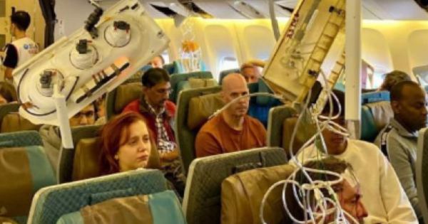 Emergencia en vuelo de Londres a Singapur: 20 pasajeros se encuentran en UCI