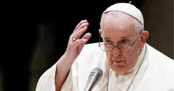 Papa Francisco denuncia “el placer de tantos soldados en torturar a ucranianos”