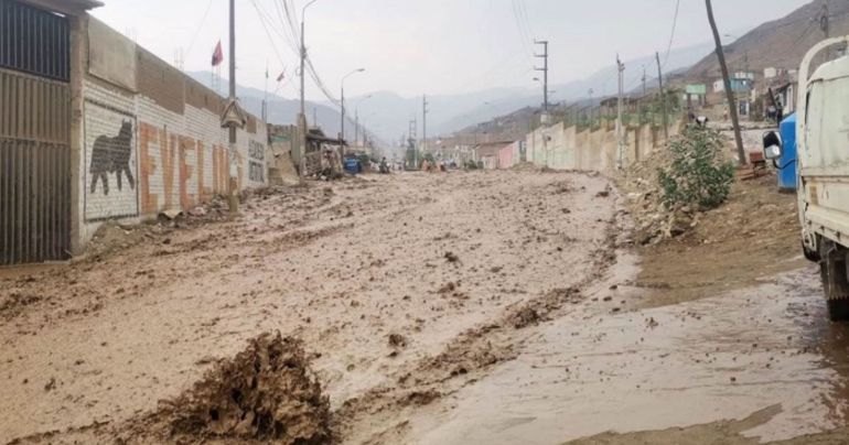 Ejecutivo declara en emergencia a 8 distritos de Huánuco e Ica por intensas lluvias