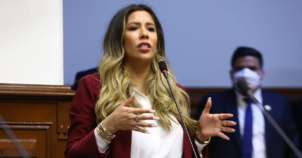 Rosselli Amuruz pide a Dina Boluarte que suspenda pago de casi un millón de dólares a OEA