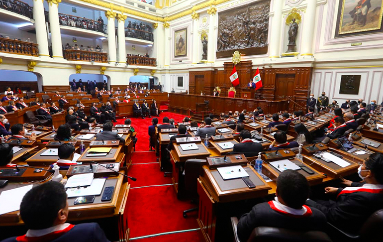 Portada: Adelanto de elecciones: Comisión de Constitución debate este martes inicio de segunda legislatura para 15 de febrero