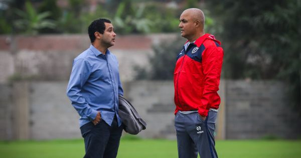 Deportivo Muncipal presentó a Rafael Castillo como nuevo técnico