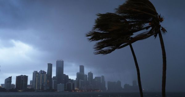 Estados Unidos: violentas tormentas dejan a miles de personas sin electricidad