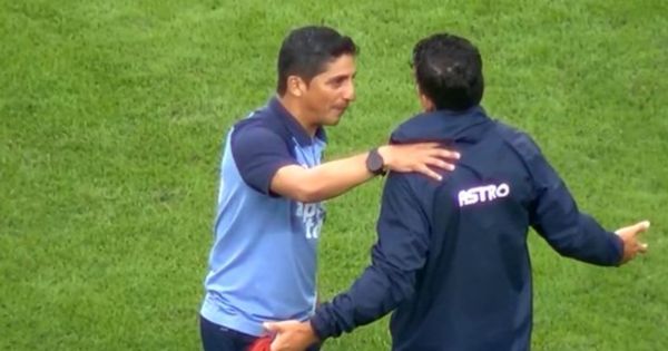 Portada: 'Chicho' Salas y Cristian Benavente protagonizaron tensa discusión tras el duelo entre la 'U' y César Vallejo