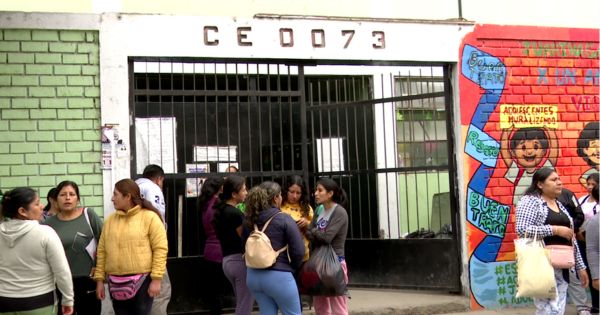 San Juan de Lurigancho: delincuentes acuchillan en la cabeza a escolar por resistirse a robo