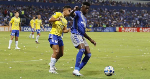 Portada: ¡La mala definición los llevó a la eliminación! Sporting Cristal empató 0-0 con Emelec y se despidió de la Copa Sudamericana