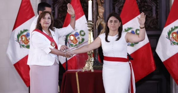Dina Boluarte acepta renuncia de Rosa Gutiérrez: "Se agradece su trabajo"