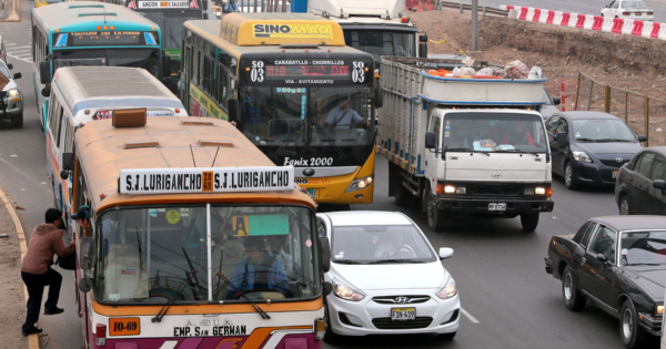 Unidades de transporte público con más de 20 años de antigüedad saldrán de pistas desde 2025