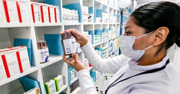 Actualidad - Minsa advierte que multa por vender medicamentos sin receta es  de S/4950