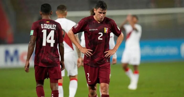 Futbolista de Venezuela denunció agresión por parte de la Policía Nacional tras el duelo ante Perú