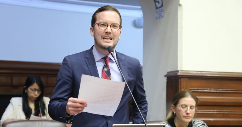 Alejandro Cavero insiste en votar contra el adelanto de elecciones al 2023