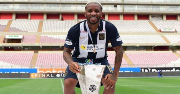 Portada: Jefferson Farfán no descartó asumir un cargo en el Club Alianza Lima: "Me lo han propuesto"