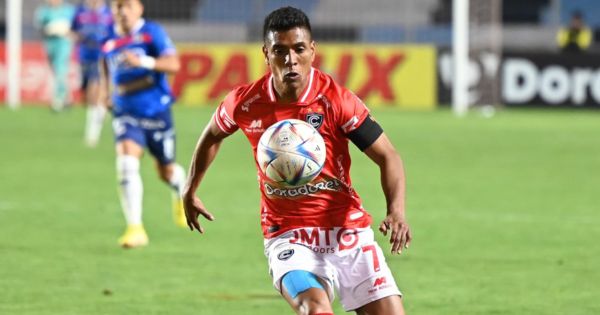 Paolo Hurtado confirma que continuará en Cienciano: "Le pido perdón a los hinchas"