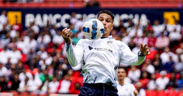 Directivo de la LDU de Quito sobre Paolo Guerrero: "Ha inyectado jerarquía"