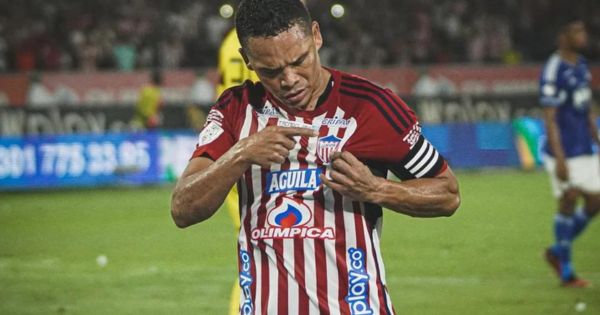 Portada: Carlos Bacca dispara contra Universitario: "Su hinchada viene a ver un mejor fútbol"