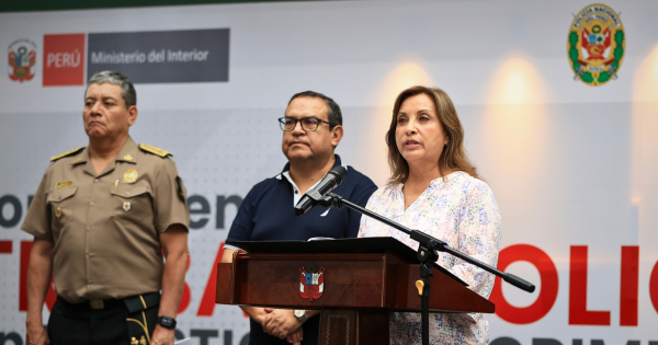 Portada: Boluarte sale en defensa de decreto que faculta investigaciones de PNP: "No se trasgreden competencias de la Fiscalía"