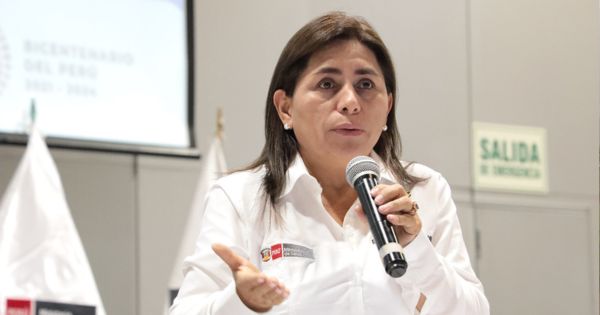 Ministra Rosa Gutiérrez tuvo cargo de confianza durante gestión de Kelly Portalatino en Minsa